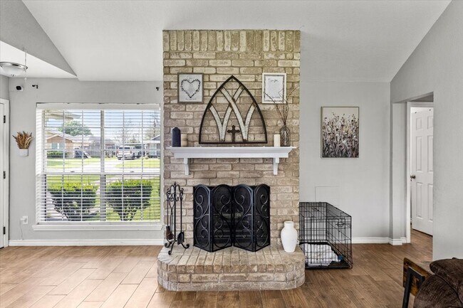 Building Photo - 5213 Winding Brook Dr