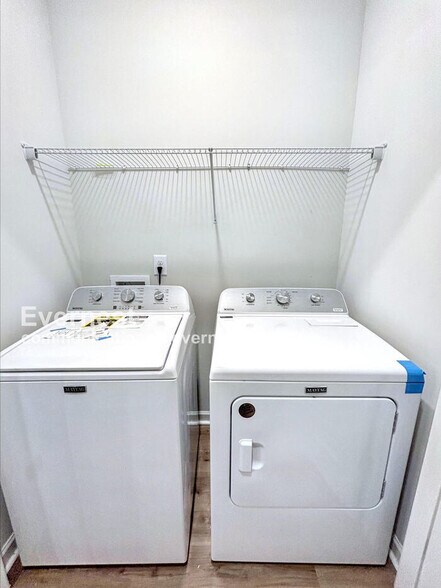 Building Photo - 2797 Aralynn Wy