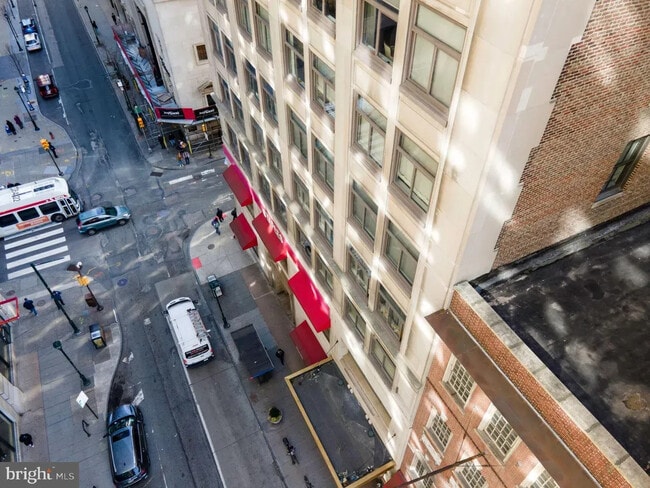 Building Photo - 1500 Chestnut St