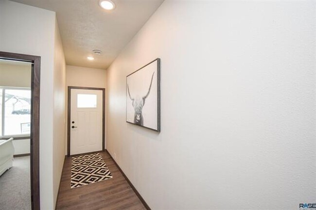 Building Photo - Bright & Spacious Ranch-Style Living – All...