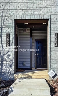 Building Photo - 13230 Woodland Park Rd