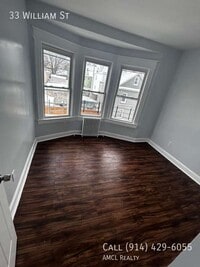 Building Photo - 33 William St