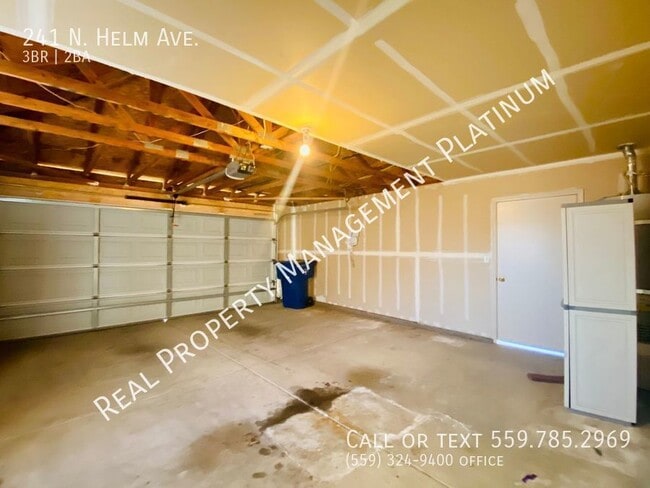Building Photo - 241 N Helm Ave
