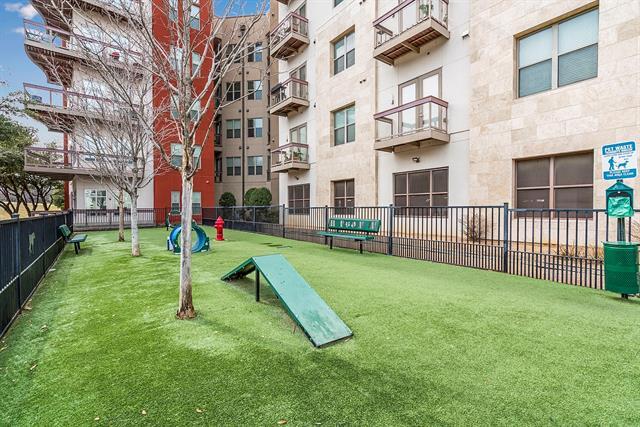Building Photo - 817 Matisse Dr