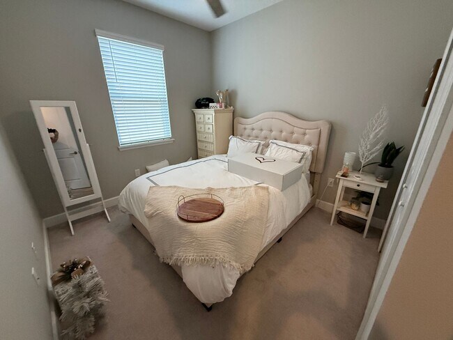 Building Photo - 3 Bedroom/2 Bathroom SFH in Summers Corner AVAILABLE APRIL 6th!