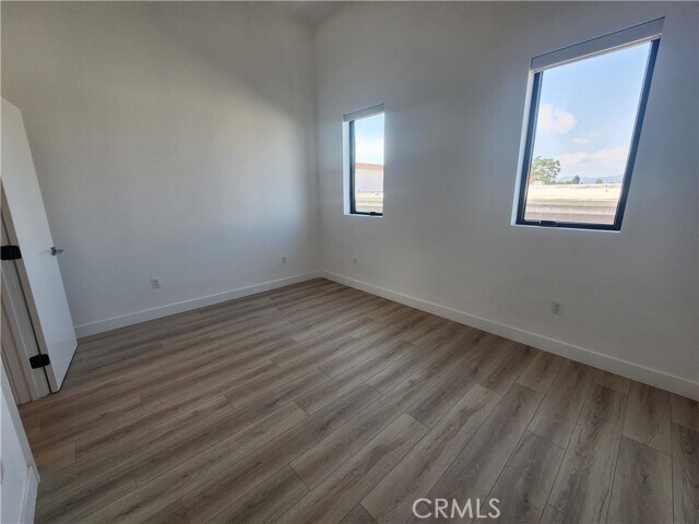 Building Photo - 6061 Fulton Ave