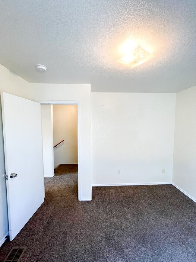 Building Photo - 4207 July Dr