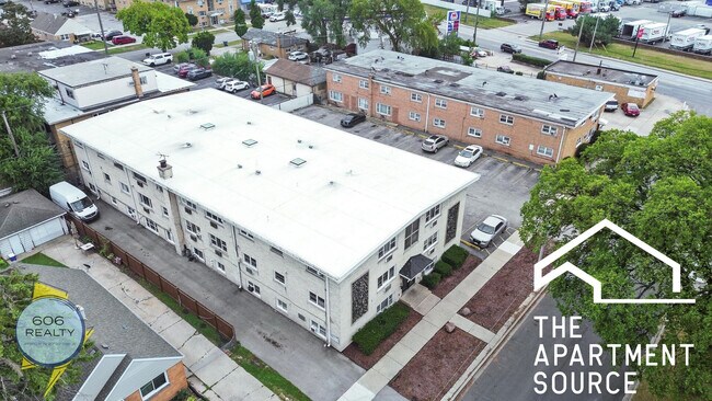 Building Photo - 1213 34th Ave