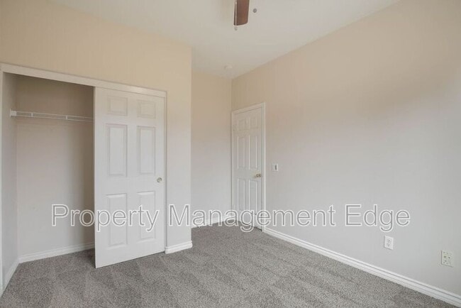 Building Photo - 29784 Ski Ranch St