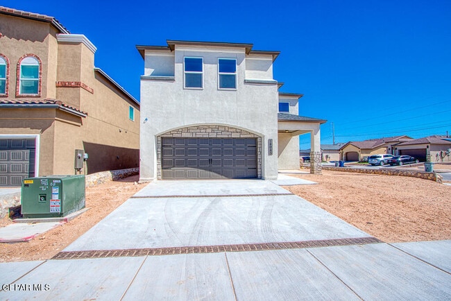 Building Photo - 14945 Tierra Haven Ave