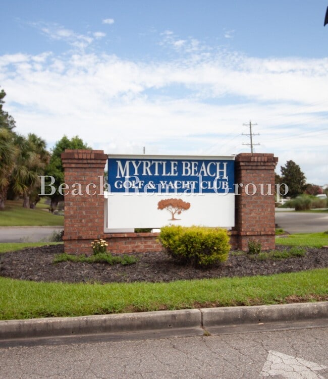 Building Photo - 6840 Blue Heron Blvd