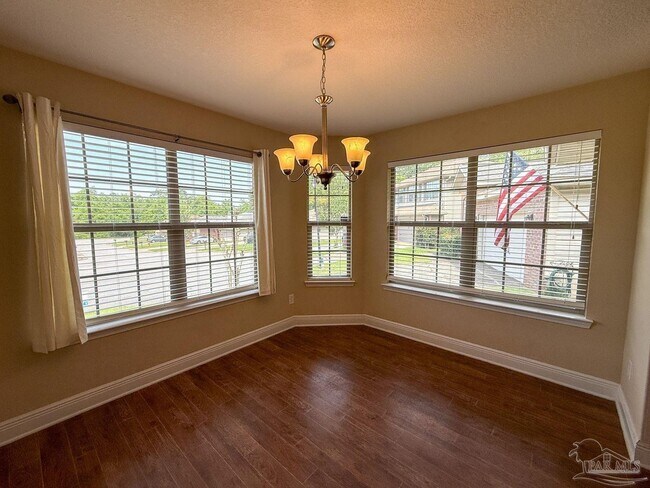 Building Photo - 1438 Towhee Canyon Dr
