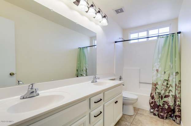 Building Photo - 4546 E Villa Theresa Dr