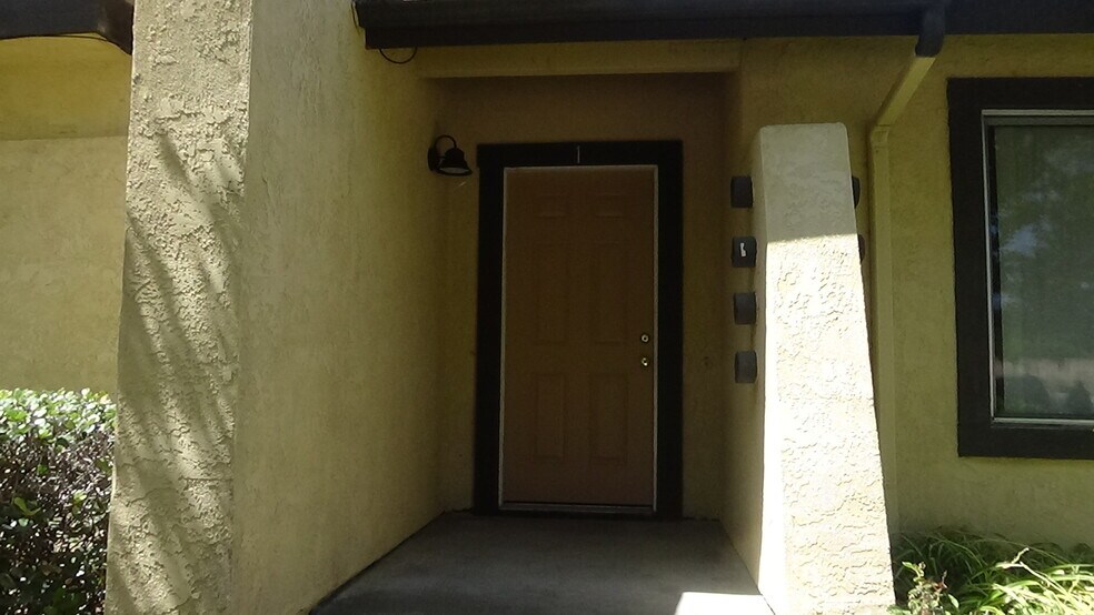 Building Photo - 1117 Seabreeze Way