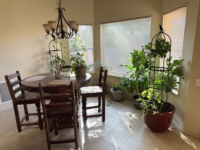 Building Photo - 5703 Ireland Dr