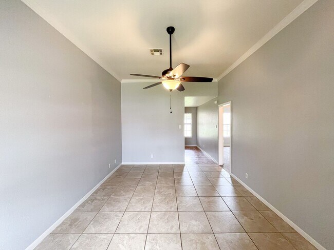 Building Photo - 1707 Windward Dr
