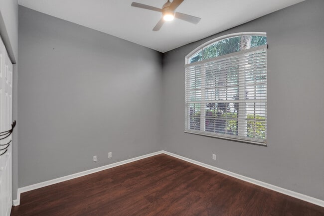 Building Photo - 7922 Monarch Ct