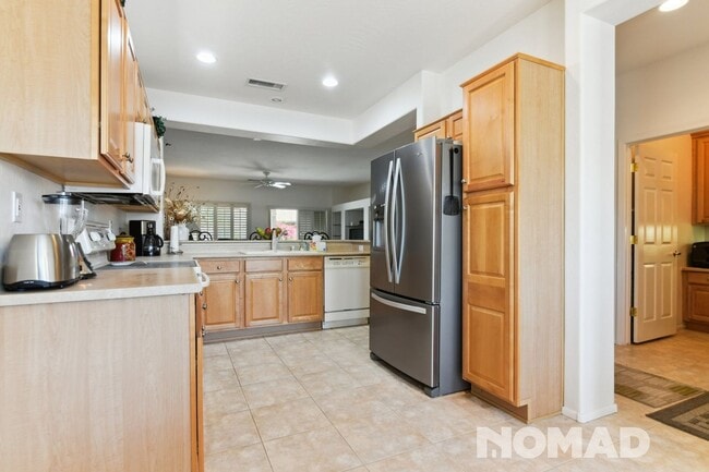 Building Photo - Charming 2BR House in Surprise