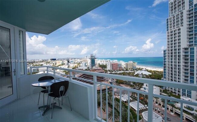 Building Photo - 400 South Pointe Dr