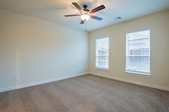 Building Photo - 601 Blackland dr