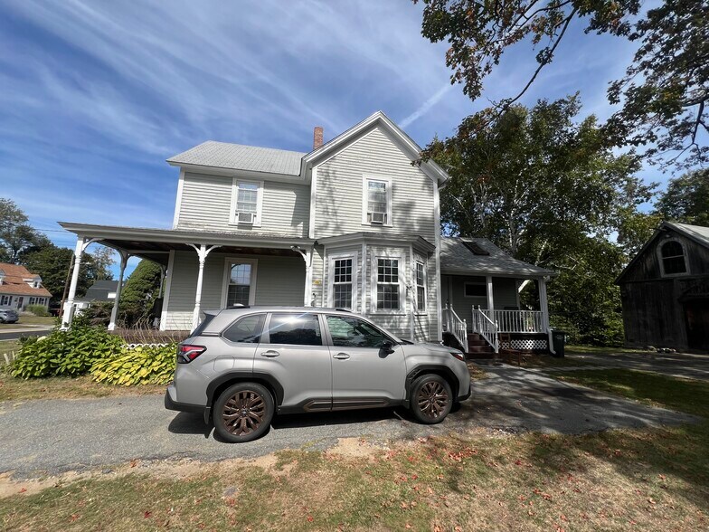 Building Photo - 155 Hill St