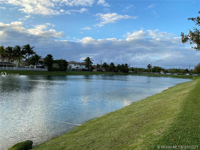 Building Photo - 20950 SW 87th Ave