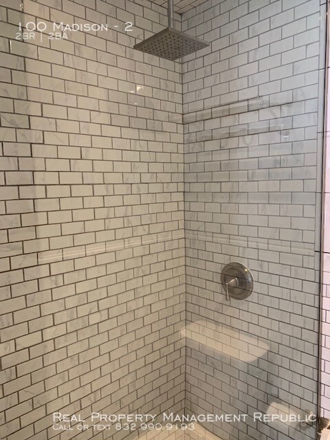 Building Photo - 100 Madison