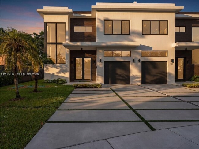 Building Photo - 4026 SW 9th Terrace