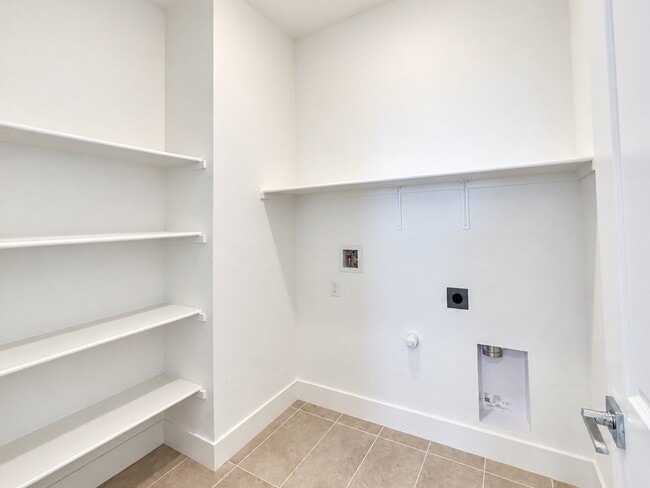 Building Photo - 4825 Badger Crk Ct