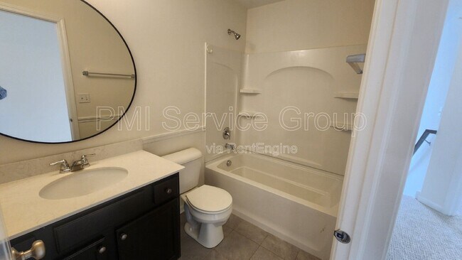Building Photo - 4444 Monroe Ct