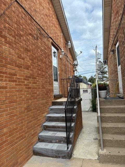 Building Photo - 3029 Bright St