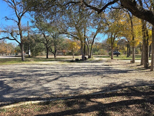 Building Photo - 309 N Buffalo Ave