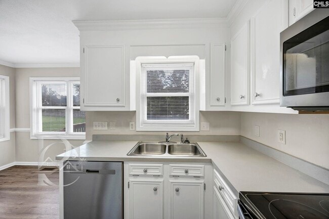 Building Photo - 232 Autumnview Ct