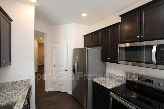 Building Photo - 1317 Wunder Way