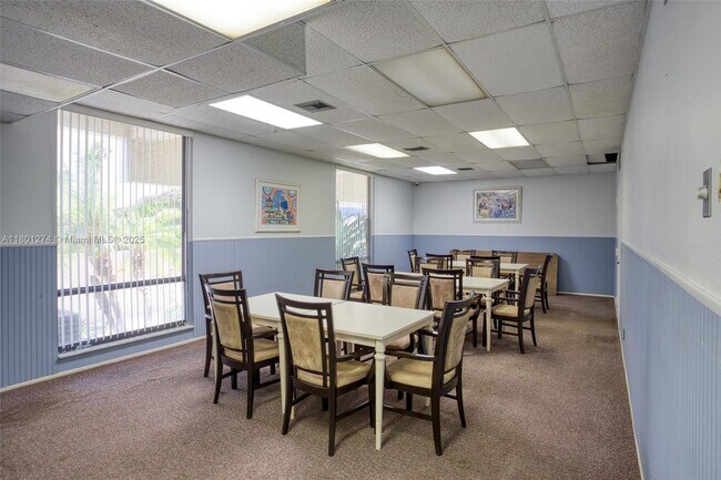 Building Photo - 1500 S Ocean Dr