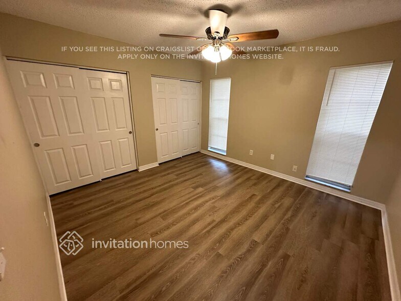 Building Photo - 608 Valley Hill Dr