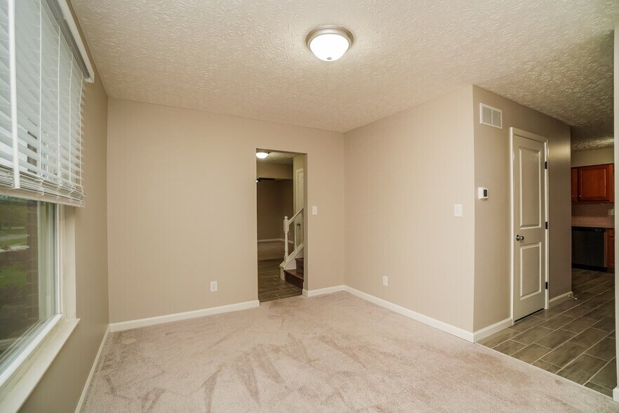 Building Photo - 145 Timber Ridge Dr