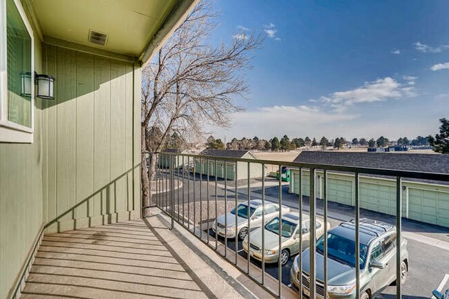 Building Photo - 2260 E Geddes Ave