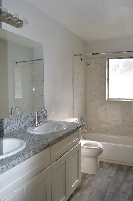 Building Photo - 2156 57th Ave