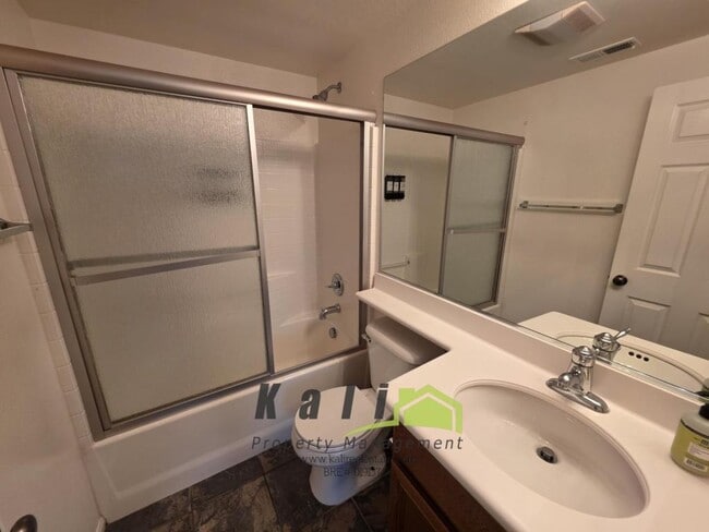 Building Photo - 2295 Whistling Ln