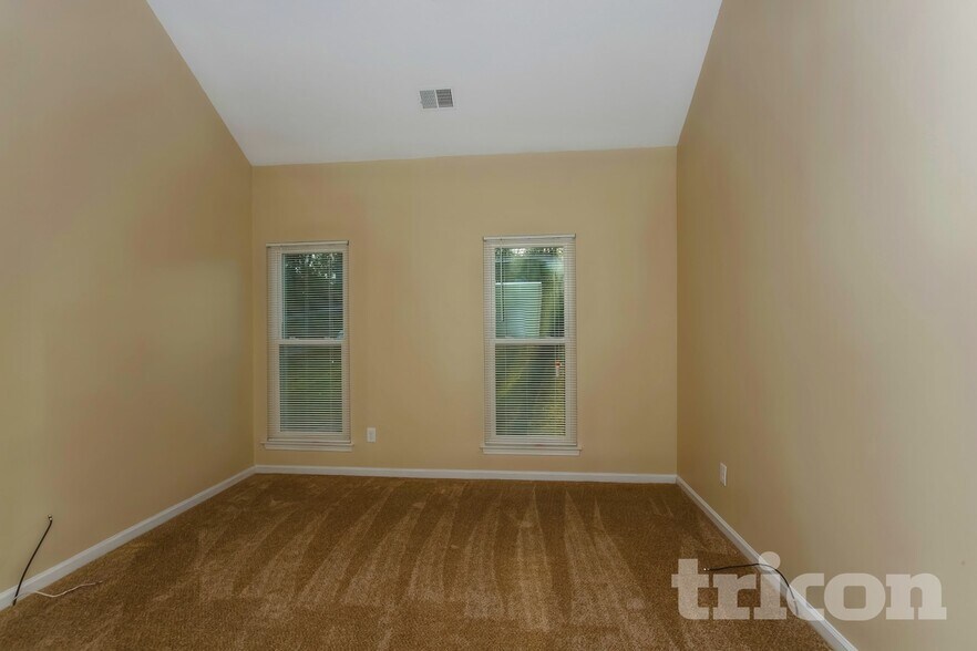 Building Photo - 3223 Harris Mill Ln