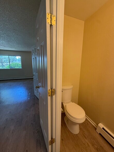 Building Photo - 3248 Rood Ct