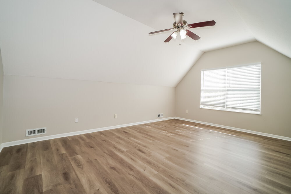 Building Photo - 7175 Normanton Dr