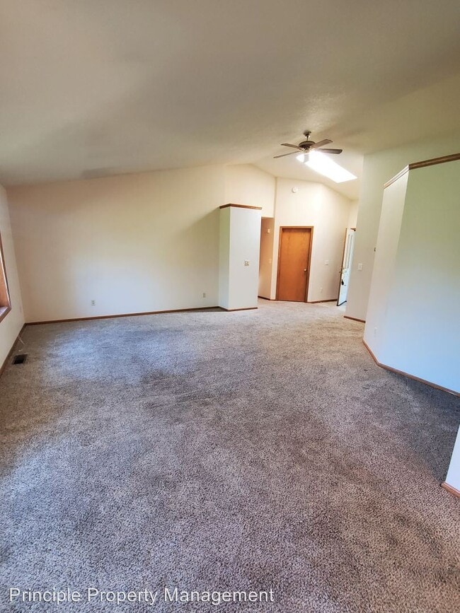 Building Photo - 3 br, 2.5 bath House - 3384 Honeywood Street