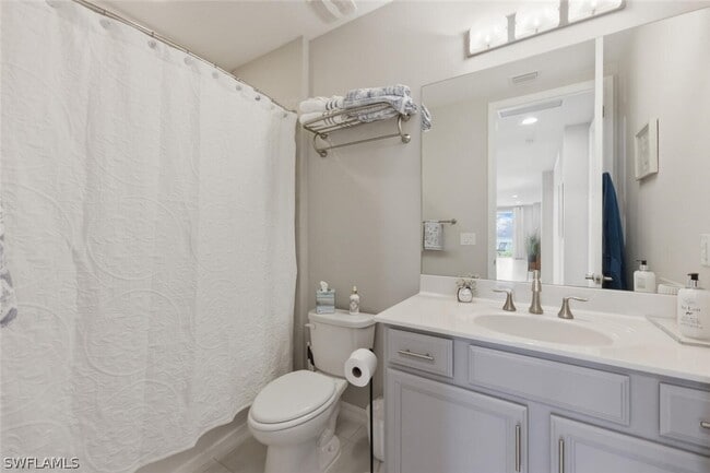 Building Photo - 14827 Edgewater Cir