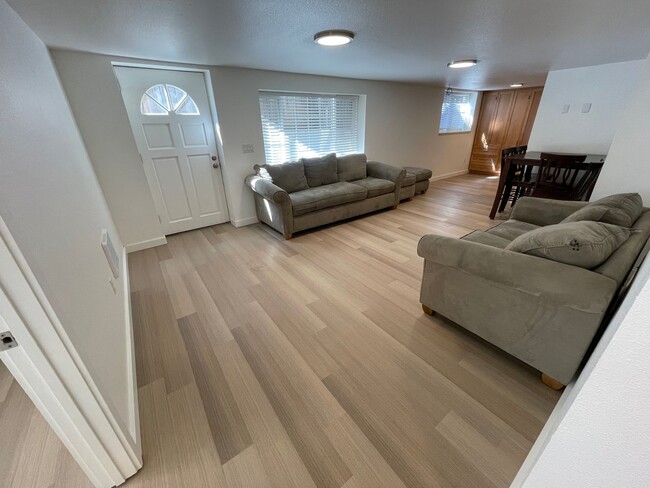 Building Photo - Large Private Bedroom / Furnished! Beautifully Renovated Shared Irvington Apartment Home!