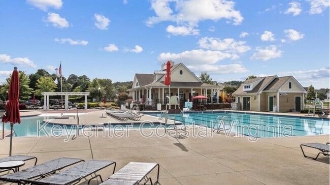 Building Photo - 1509 Broad Water Arch