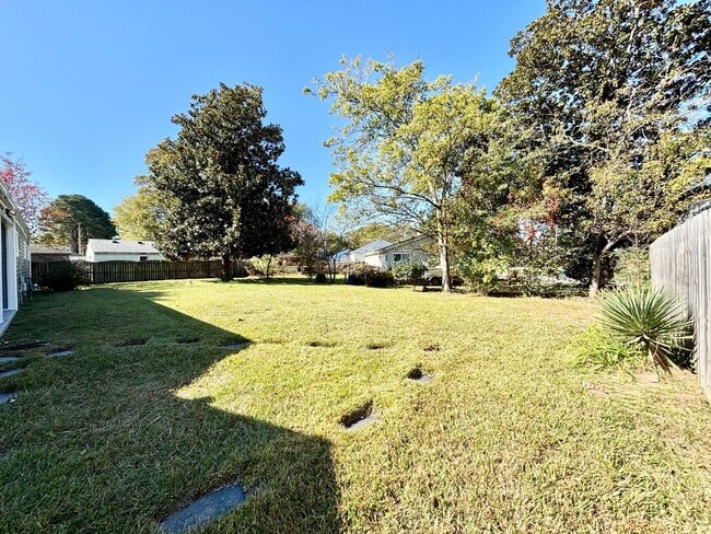 Building Photo - Fully Renovated Home in Chesapeake