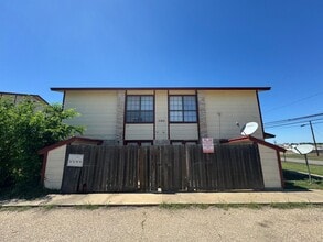 Building Photo - 1102 Covey Ln