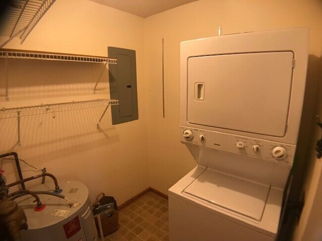 Building Photo - 106 Pleasant Dr